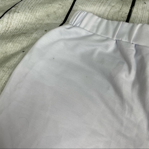 SUVIMUGA White Pocket Drawstring Shorts Medium - Picture 8 of 11